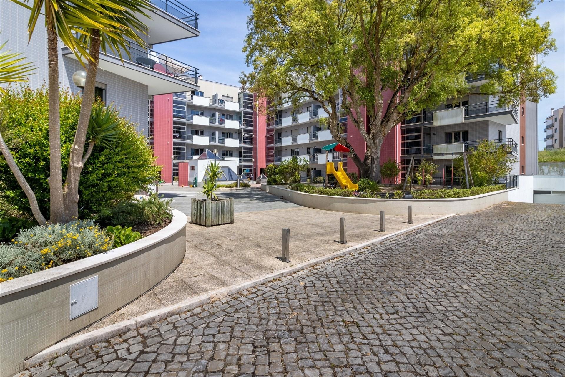 Arrenda-se Apartamento T3 em Cruz d´Areia – Leiria