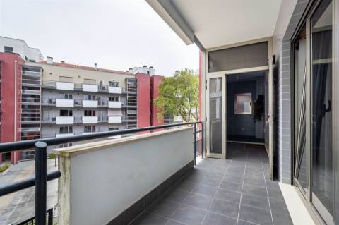 Arrenda-se Apartamento T3 em Cruz d´Areia – Leiria