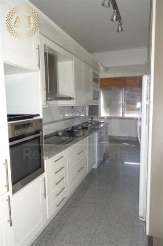 Apartamento T5 Arrendamento em Areeiro,Lisboa