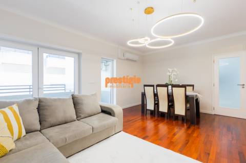 Apartamento T3 Venda em Nogueira, Fraião e Lamaçães,Braga