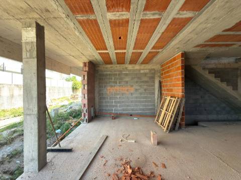 Moradia T4 Venda em Ferreiros e Gondizalves,Braga