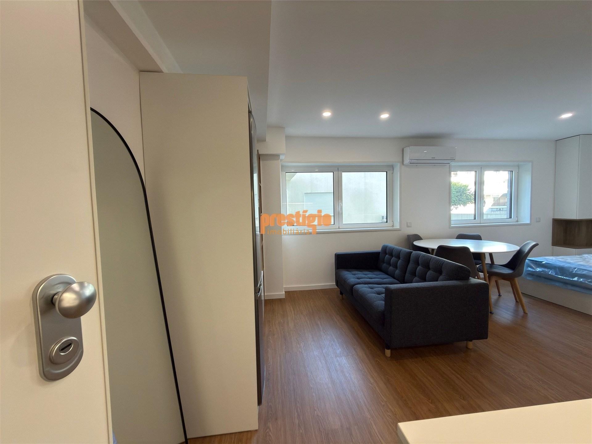 Apartamento T0 Arrendamento em Braga (São José de São Lázaro e São João do Souto),Braga