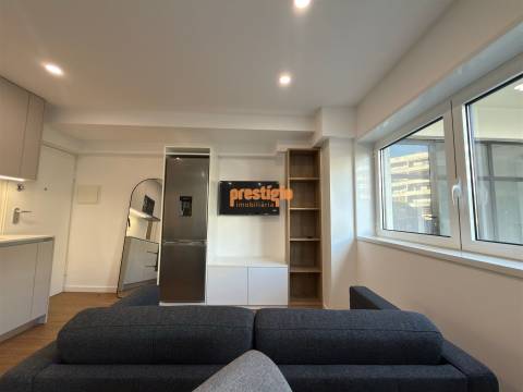 Apartamento T0 Arrendamento em Braga (São José de São Lázaro e São João do Souto),Braga