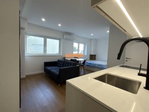 Apartamento T0 Arrendamento em Braga (São José de São Lázaro e São João do Souto),Braga