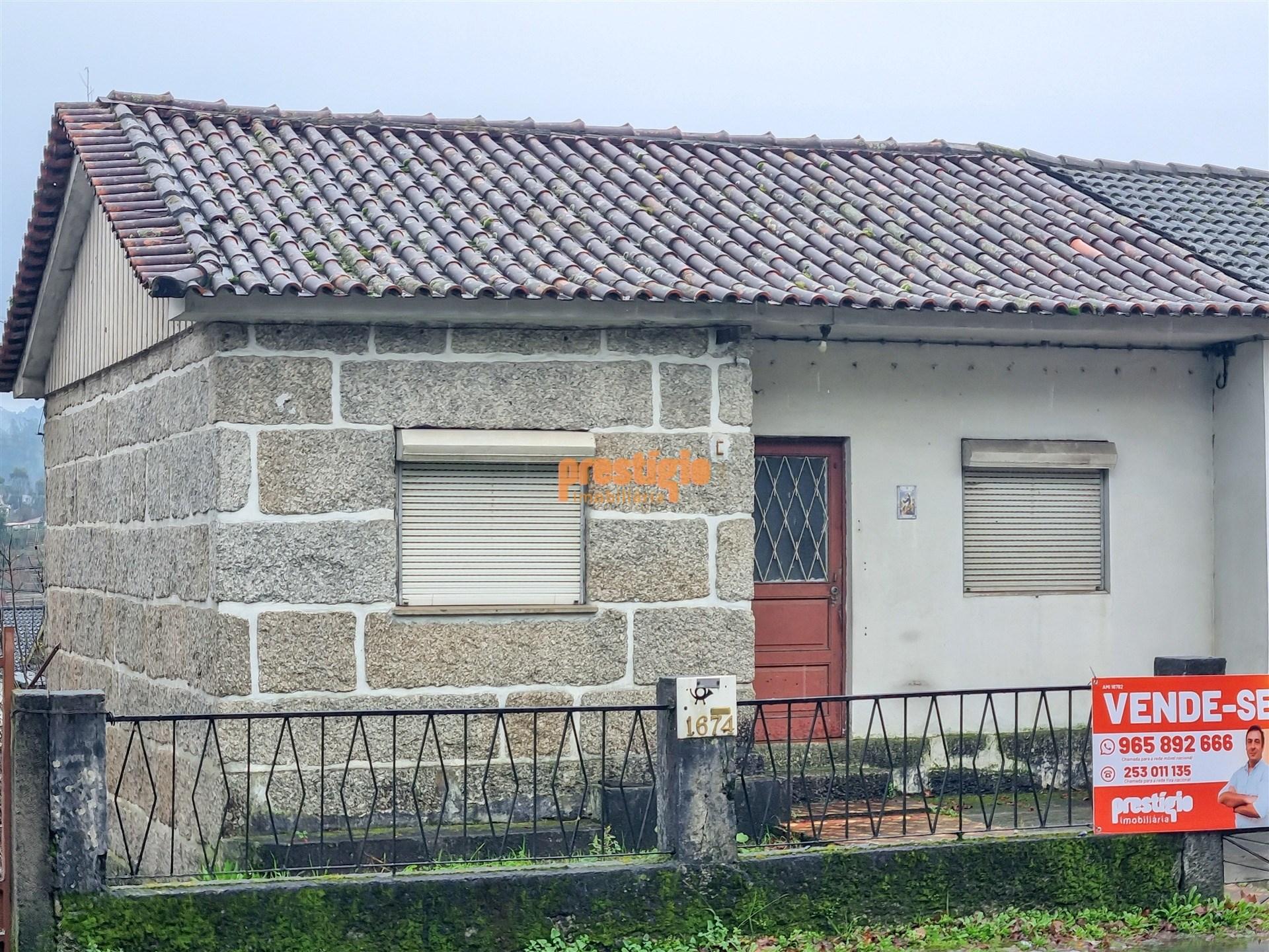 Moradia T2 Venda em Caldelas,Guimarães