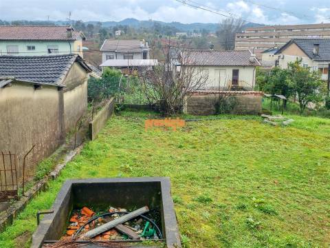 Moradia T2 Venda em Caldelas,Guimarães