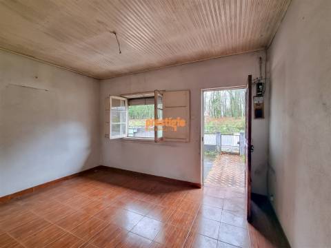 Moradia T2 Venda em Caldelas,Guimarães
