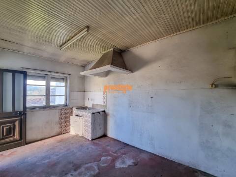 Moradia T2 Venda em Caldelas,Guimarães