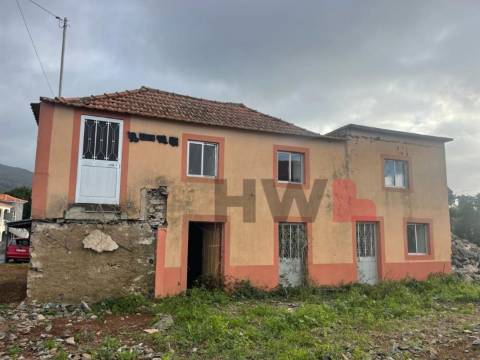 Moradia T4 Venda em Prazeres,Calheta (Madeira)