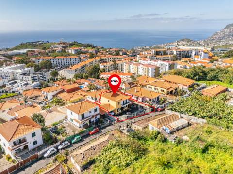 Moradia T4+1 Venda em Santo António,Funchal