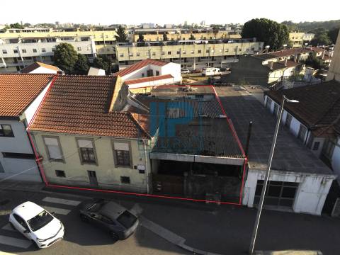 Moradia T5 Venda em São Mamede de Infesta e Senhora da Hora,Matosinhos