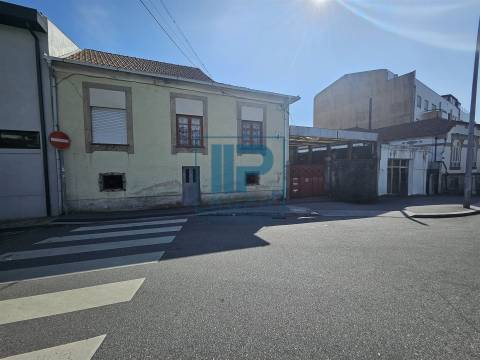 Terreno Urbano  Venda em São Mamede de Infesta e Senhora da Hora,Matosinhos