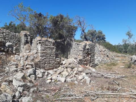 Moradia Rústica  Venda em Santa Bárbara de Nexe,Faro