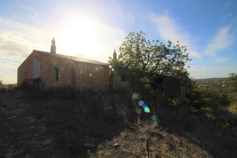 Moradia Rústica  Venda em Santa Bárbara de Nexe,Faro