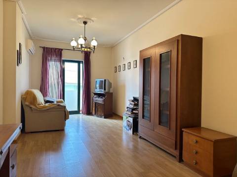 Apartamento T4 Venda em Faro (Sé e São Pedro),Faro