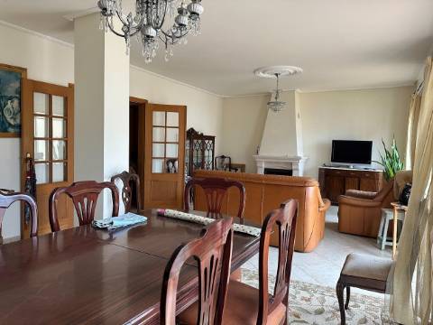 Apartamento T4 Venda em Faro (Sé e São Pedro),Faro