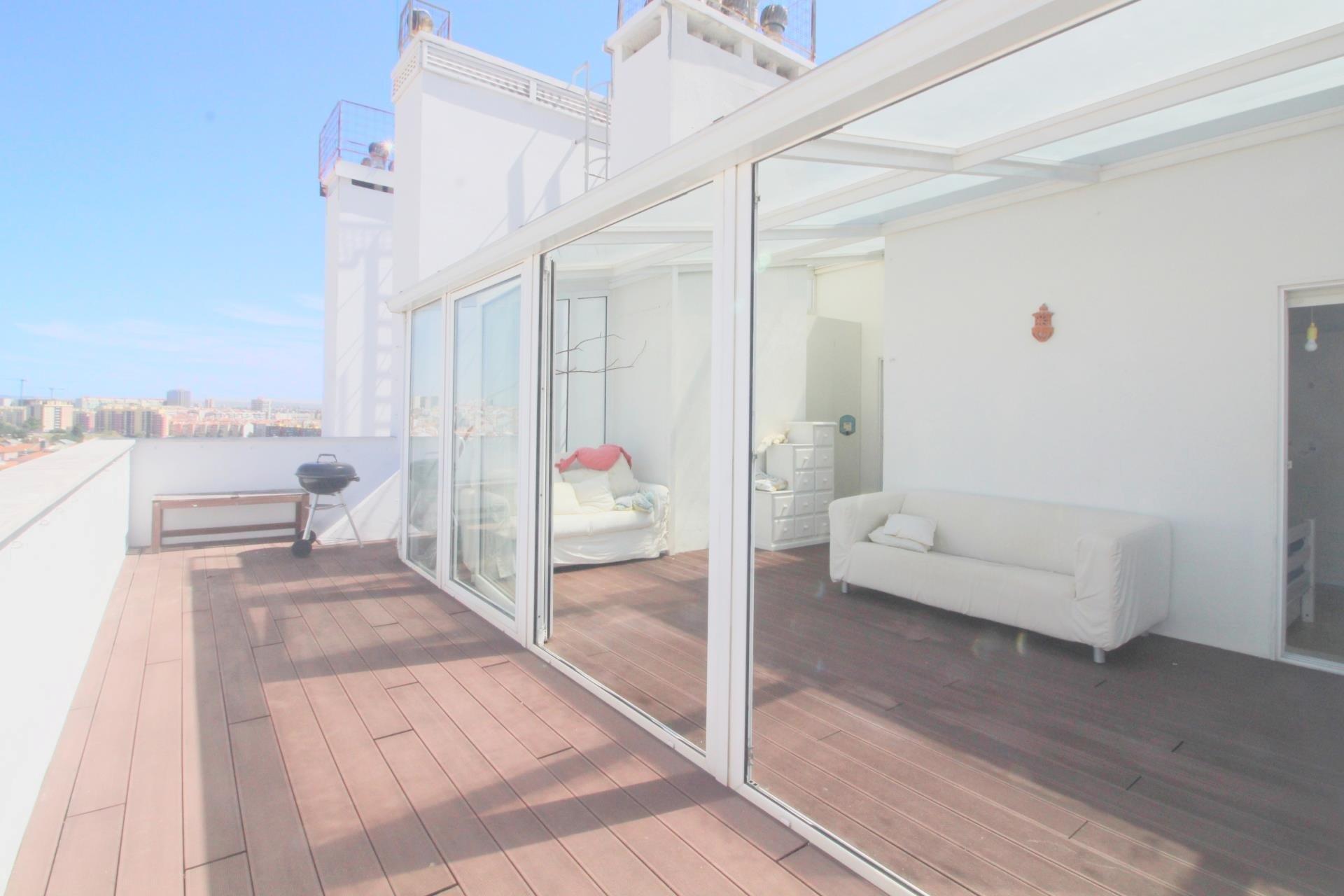 Apartamento T3 DUPLEX Venda em Penha de França,Lisboa