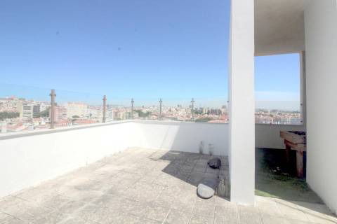 Apartamento T3 DUPLEX Venda em Penha de França,Lisboa