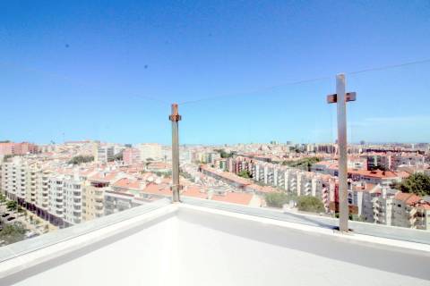 Apartamento T3 DUPLEX Venda em Penha de França,Lisboa