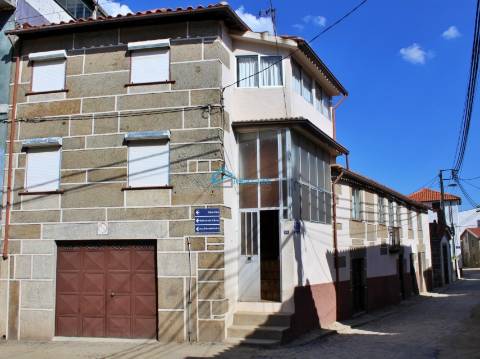 Moradia T3 Venda em Celeirós,Sabrosa