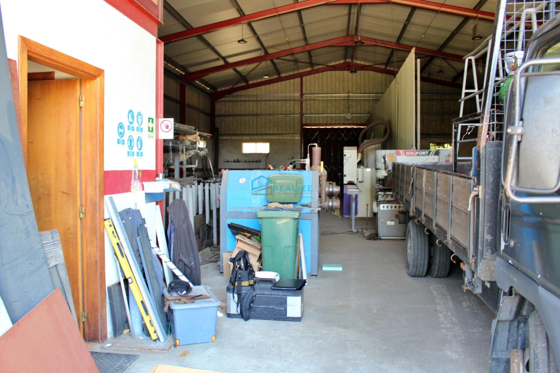 Armazém para venda