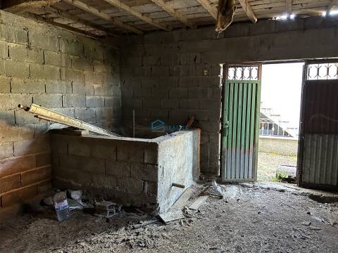 Moradia para Restaurar  Venda em Pena, Quintã e Vila Cova,Vila Real