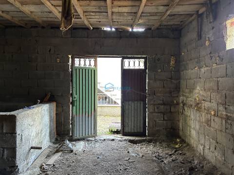 Moradia para Restaurar  Venda em Pena, Quintã e Vila Cova,Vila Real