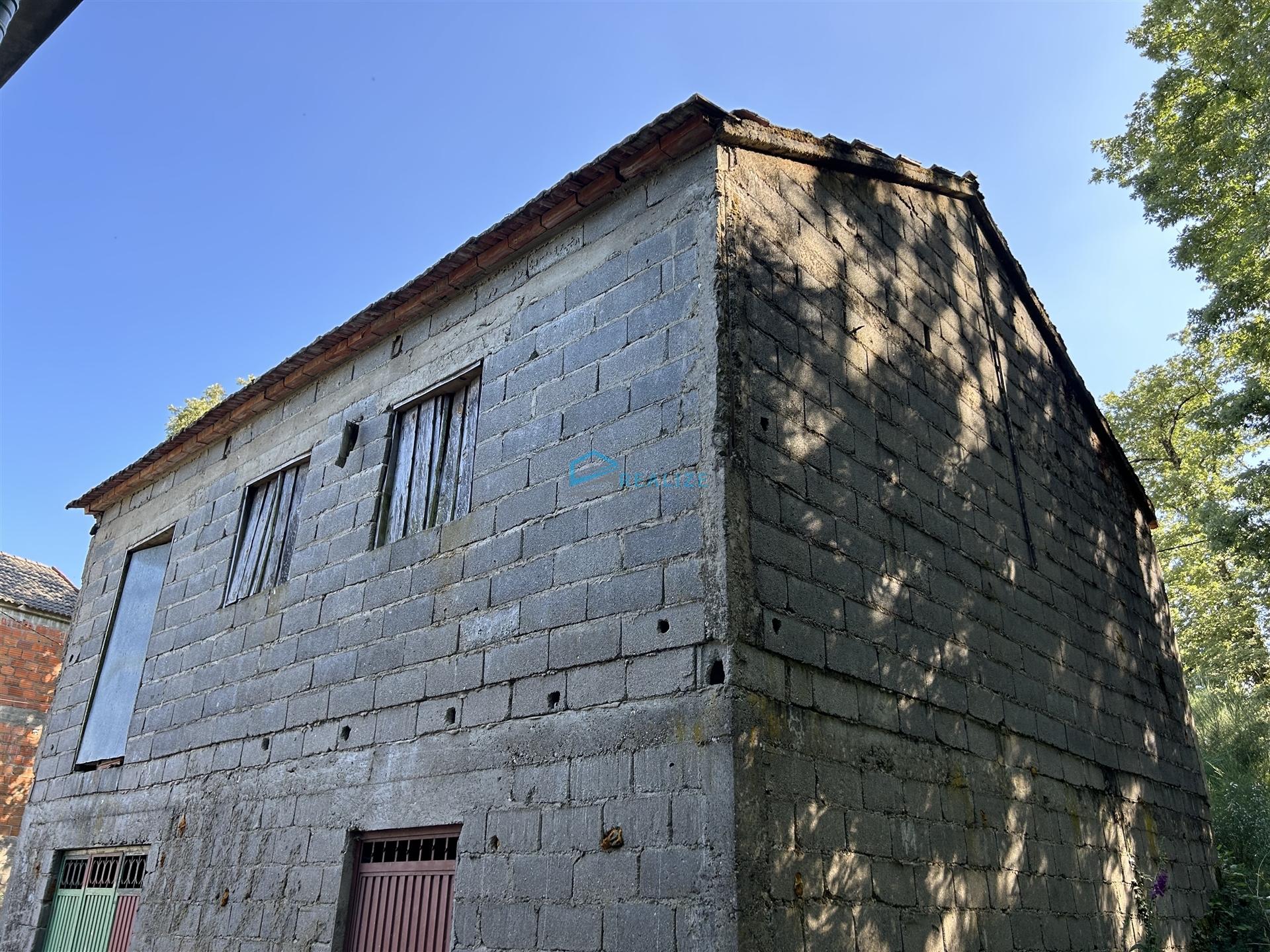 Moradia para Restaurar  Venda em Pena, Quintã e Vila Cova,Vila Real