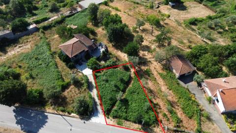 Terreno para construção com 2220 m² em Adoufe, Vila Real