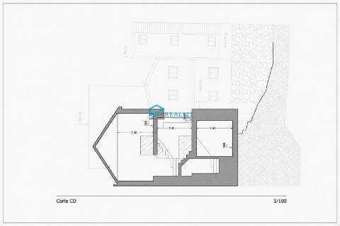 Moradia em Pedra para Reconstrução com Projeto Aprovado