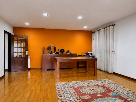 Apartamento T3 para arrendar em Vila Real