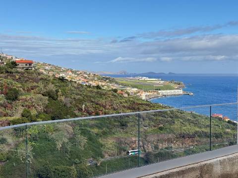 🏡 Moradia T3 de Luxo - Piscina Panorâmica e Vista Mar Definitiva
