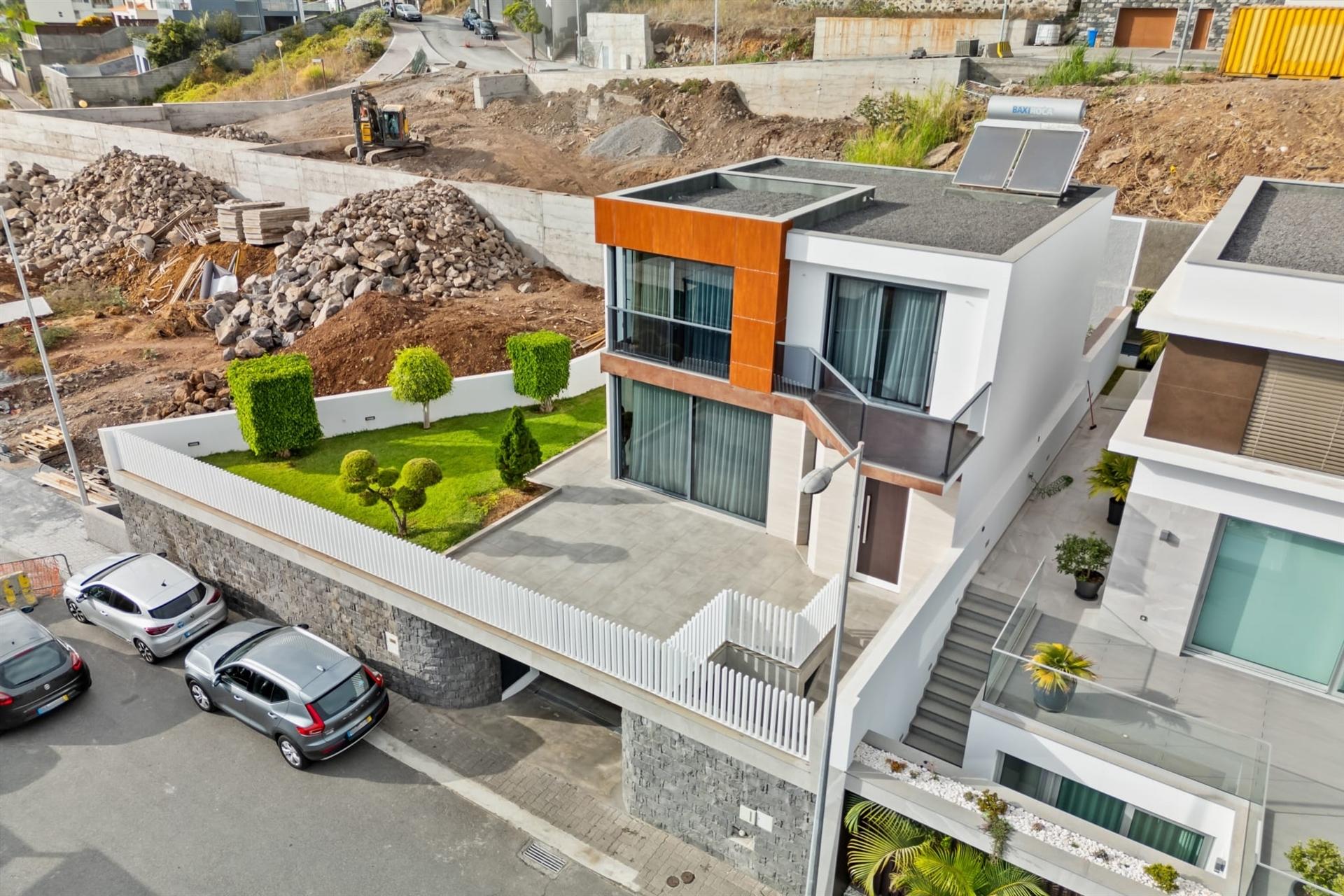 Moradia T3 Venda em São Martinho,Funchal