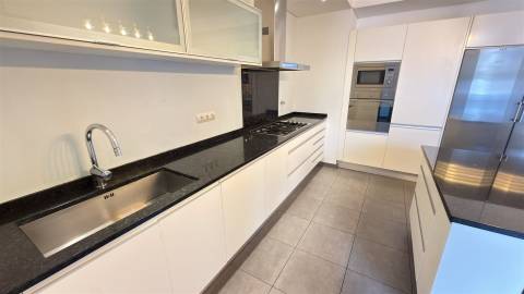 Apartamento T3 Venda em Funchal (São Pedro),Funchal