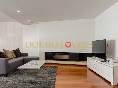 Apartamento T4 NOVO