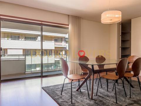 Apartamento T4 NOVO
