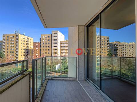 Apartamento T4 NOVO