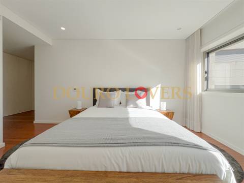 Apartamento T4 NOVO