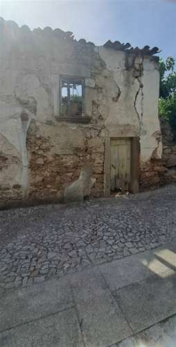 Moradia para Restaurar T2 Venda em Miranda do Douro,Miranda do Douro