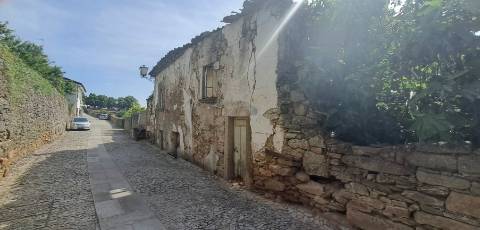 Moradia para Restaurar T2 Venda em Miranda do Douro,Miranda do Douro