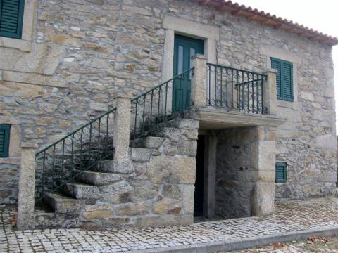 Moradia Rústica, Genísio, Miranda do Douro