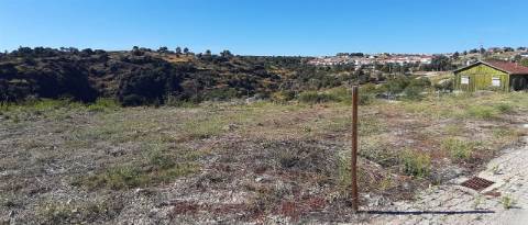 Lote para construção, Bairro Verde, Miranda do Douro