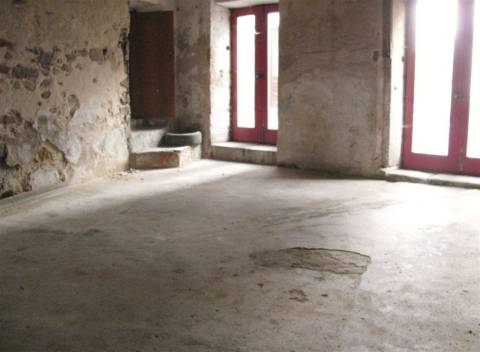Prédio zona histórica Miranda do Douro