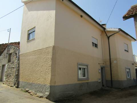 Moradia T3 Venda em Vila Chã de Braciosa,Miranda do Douro