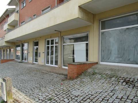 Loja comercial, Miranda do Douro