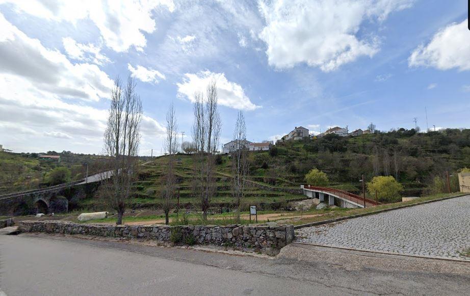 Moradia térrea em Miranda do Douro