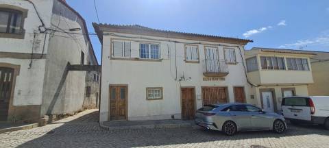 Moradia T4+1 Venda em Vimioso,Vimioso