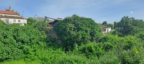 Moradia para Restaurar T2 Venda em Miranda do Douro,Miranda do Douro
