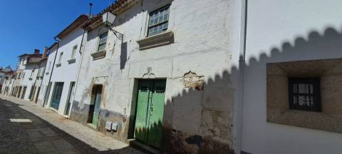 Moradia para Restaurar T3 Venda em Miranda do Douro,Miranda do Douro