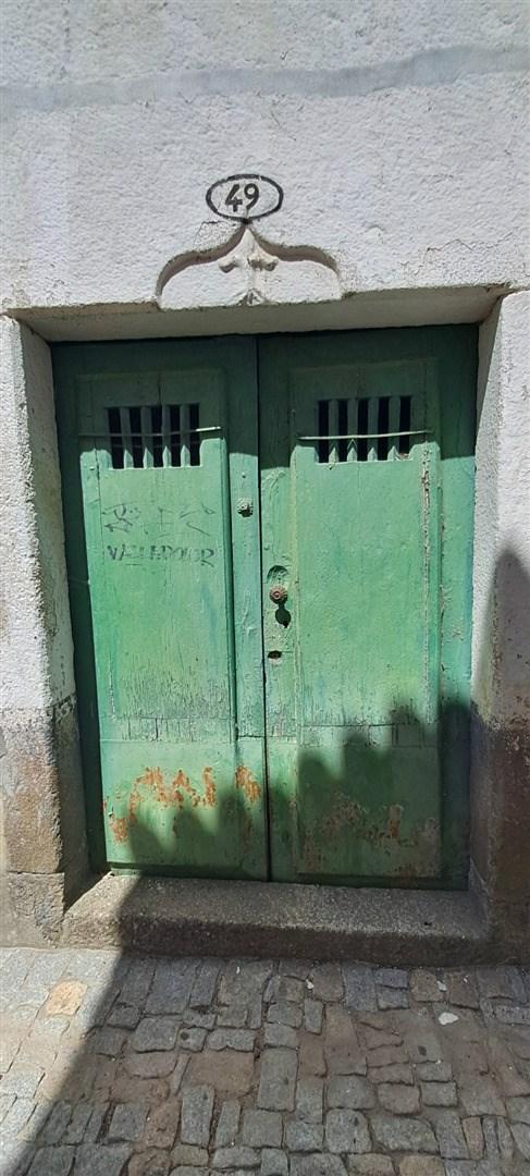 Moradia para Restaurar T3 Venda em Miranda do Douro,Miranda do Douro